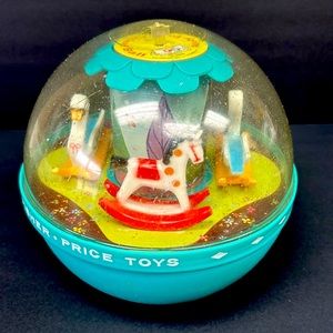 Vintage FISHER PRICE # 165 1966  Roly Poly chime ball